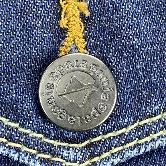 PATAGONIA Cuffed Hem Denim Shorts Sz 26 Blue - Picture 10 of 10